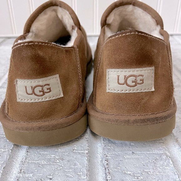 UGG Men's Kenton Suede Slippers in Chestnut - Picture 11 of 14